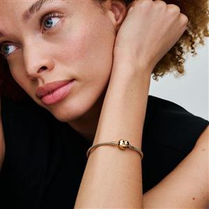 Pandora Moments Armband mit Herzverschluss – Bild 2