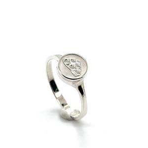 Juwelier Schell 180488 Cuckoowelen runder Siegelring Bollenhut 180487